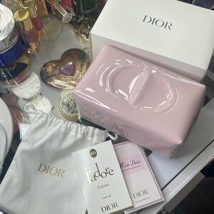 BNIB Dior dusty ballet pink patent pouch